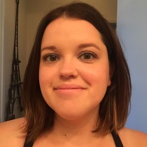 Meet your Posher, Hailey